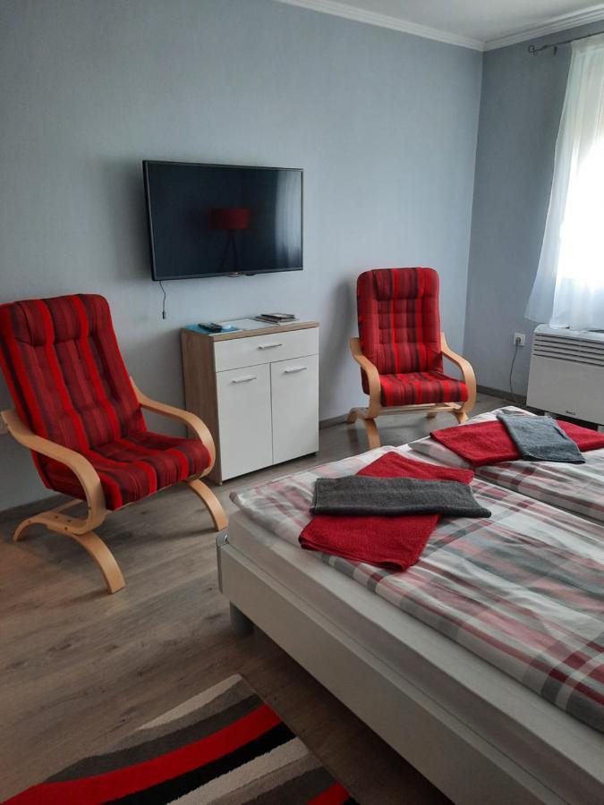 Kodaly Apartman Eger Exterior photo